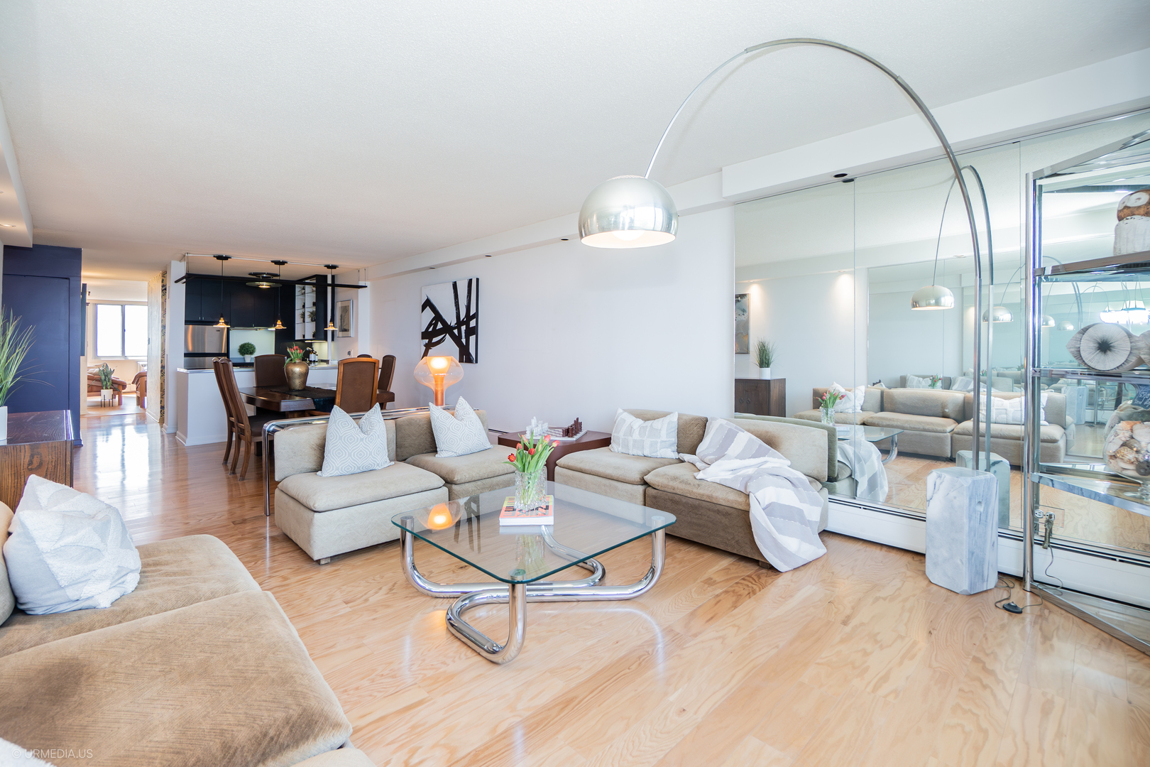 2144 N Lincoln Park West Unit: 16AD