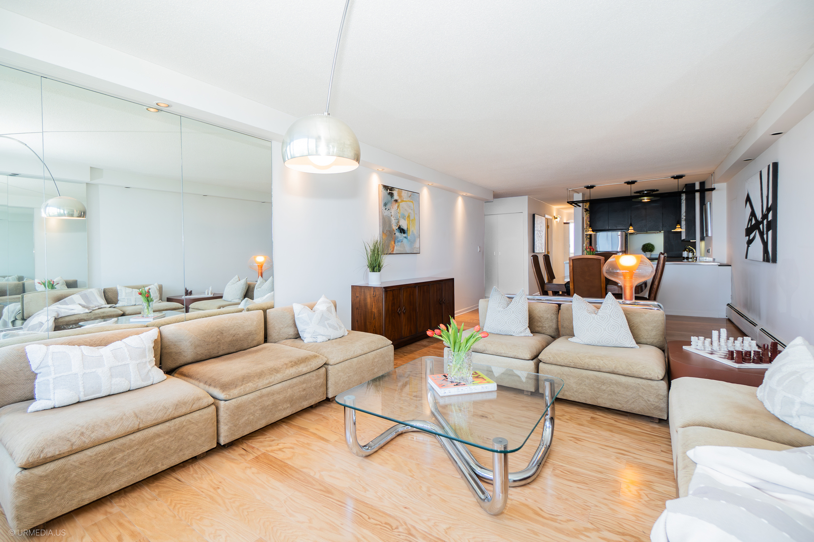 2144 N Lincoln Park West Unit: 16AD