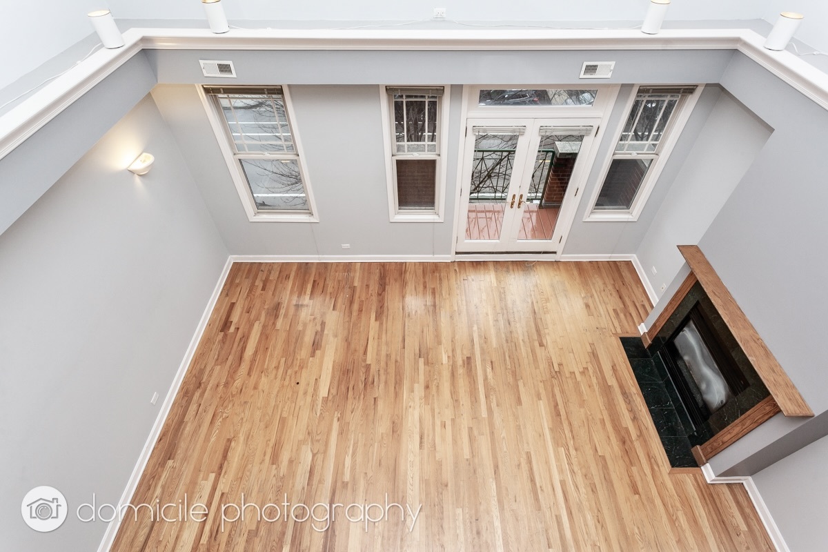 3835 N Southport Avenue Unit: 3