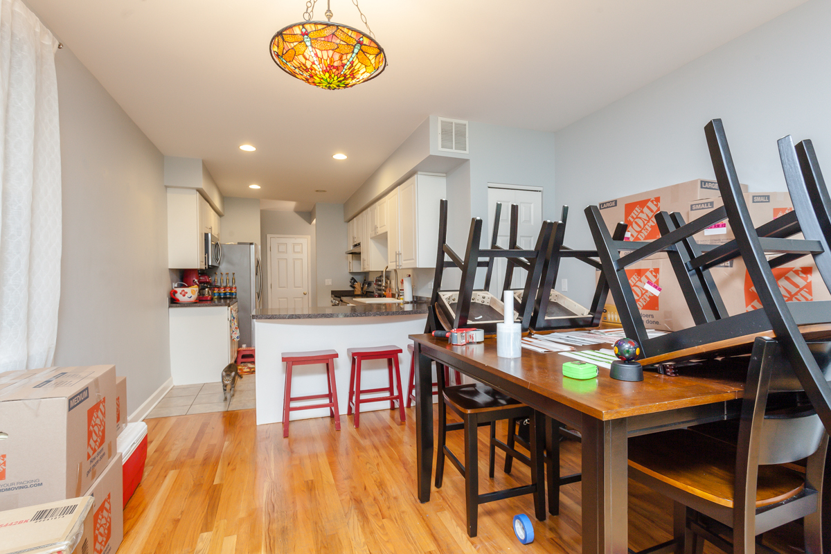 3835 N Southport Avenue Unit: 3