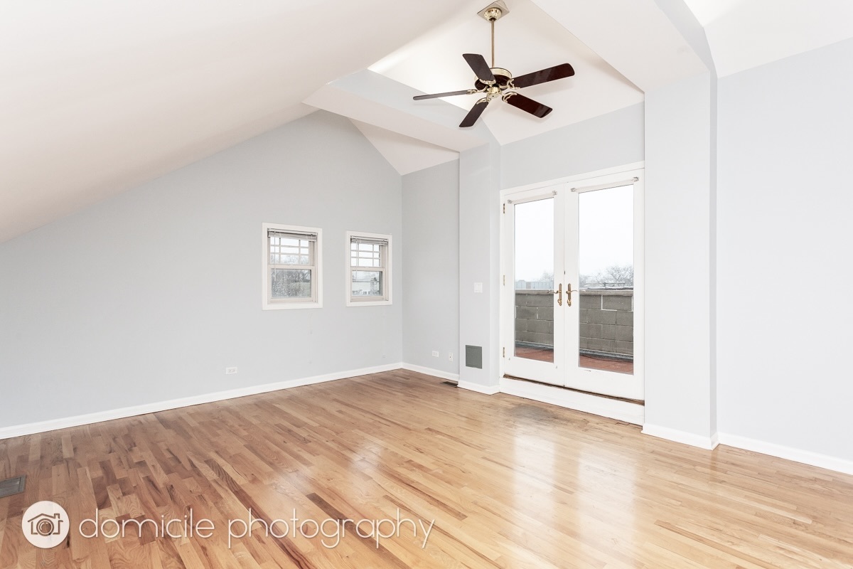 3835 N Southport Avenue Unit: 3