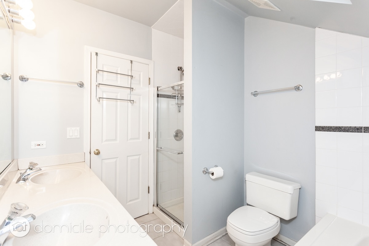 3835 N Southport Avenue Unit: 3