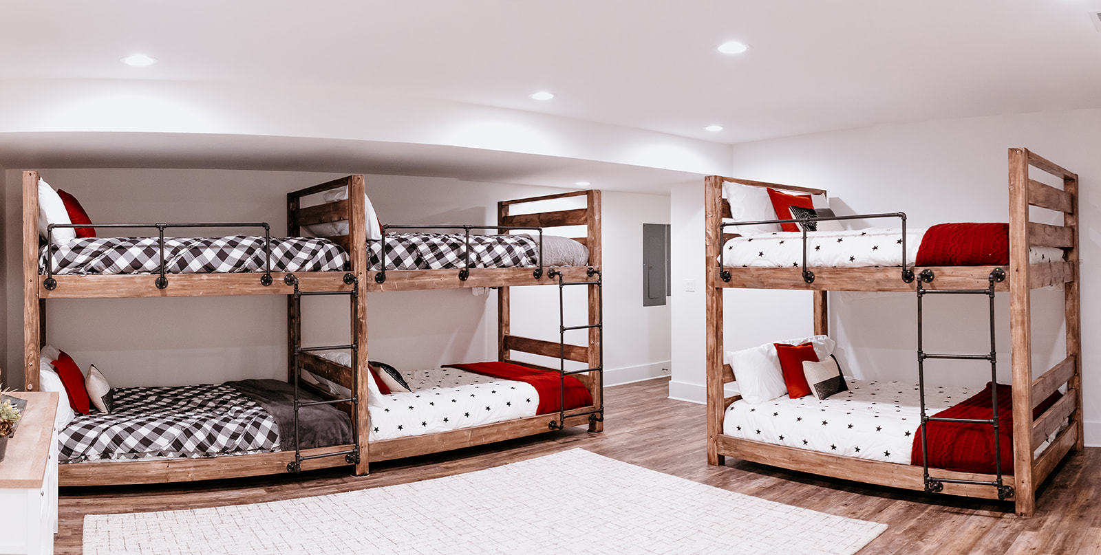 281 N Snipe Hollow Road