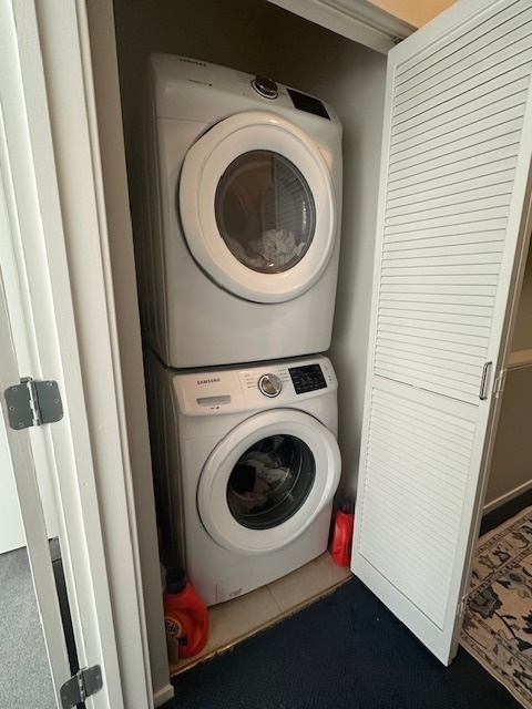 324 N Jefferson Street Unit: 302