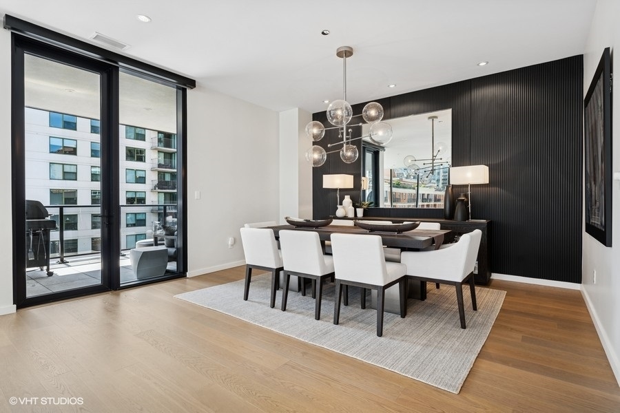56 W HURON Street Unit: 7