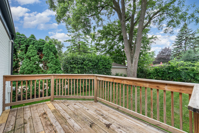 24 Hiawatha Drive