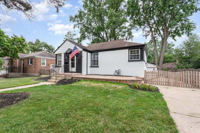 24 Hiawatha Drive