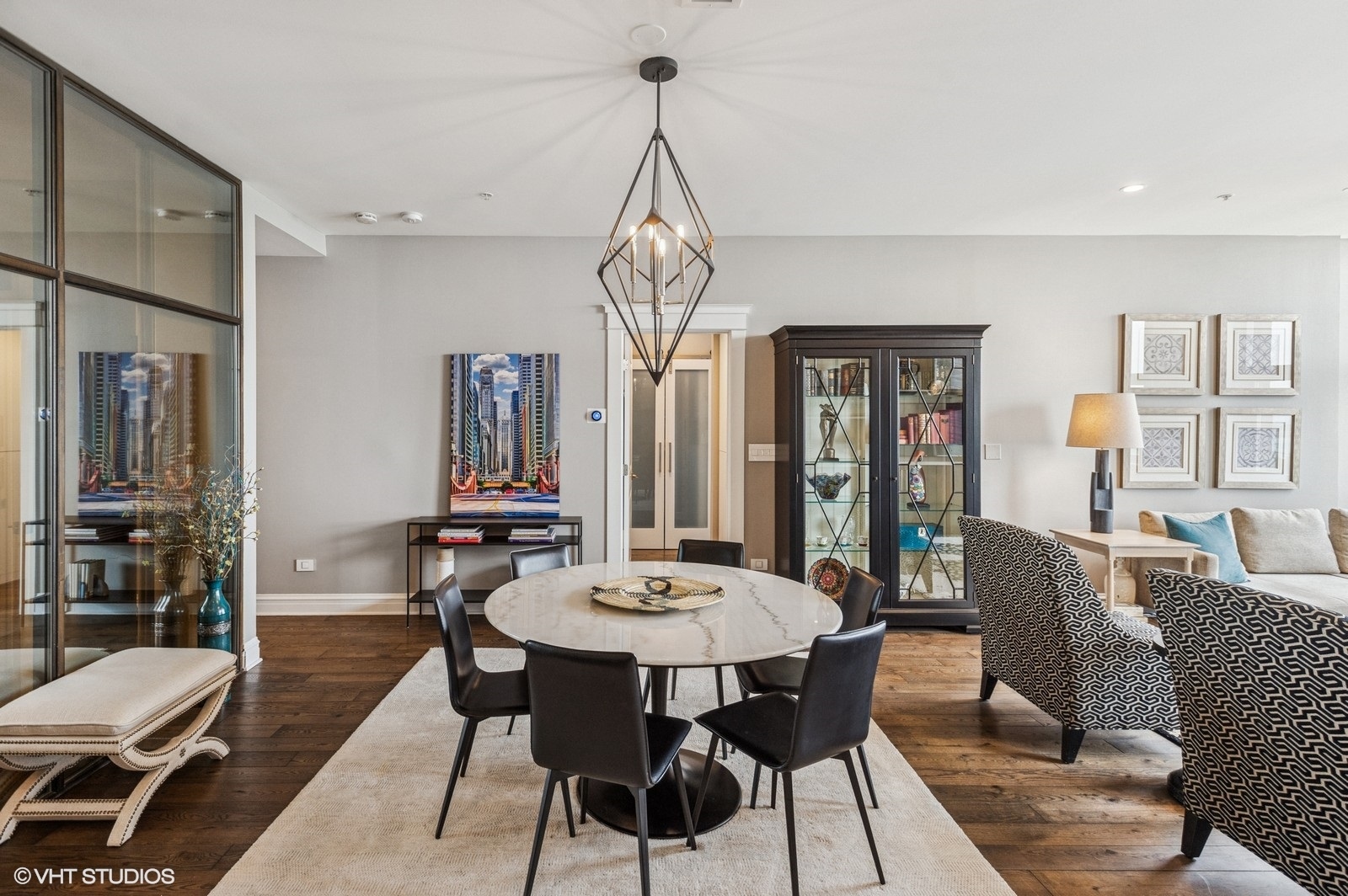 330 S MICHIGAN Avenue Unit: 1607