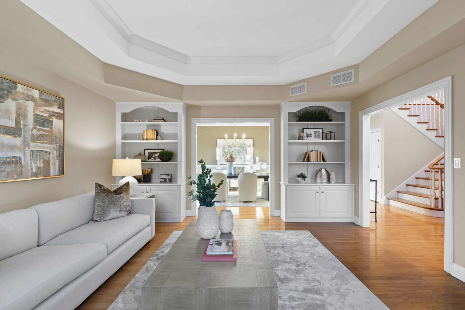 1830 W North Pond Lane