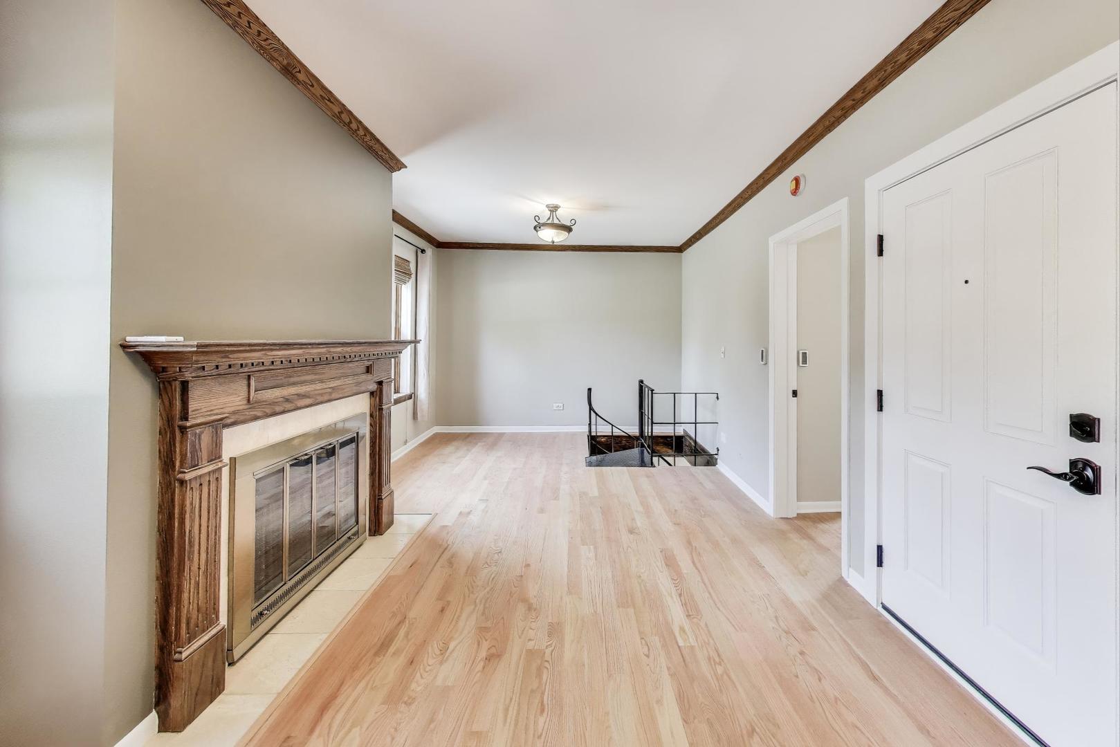 1927 N Howe Street Unit: 1