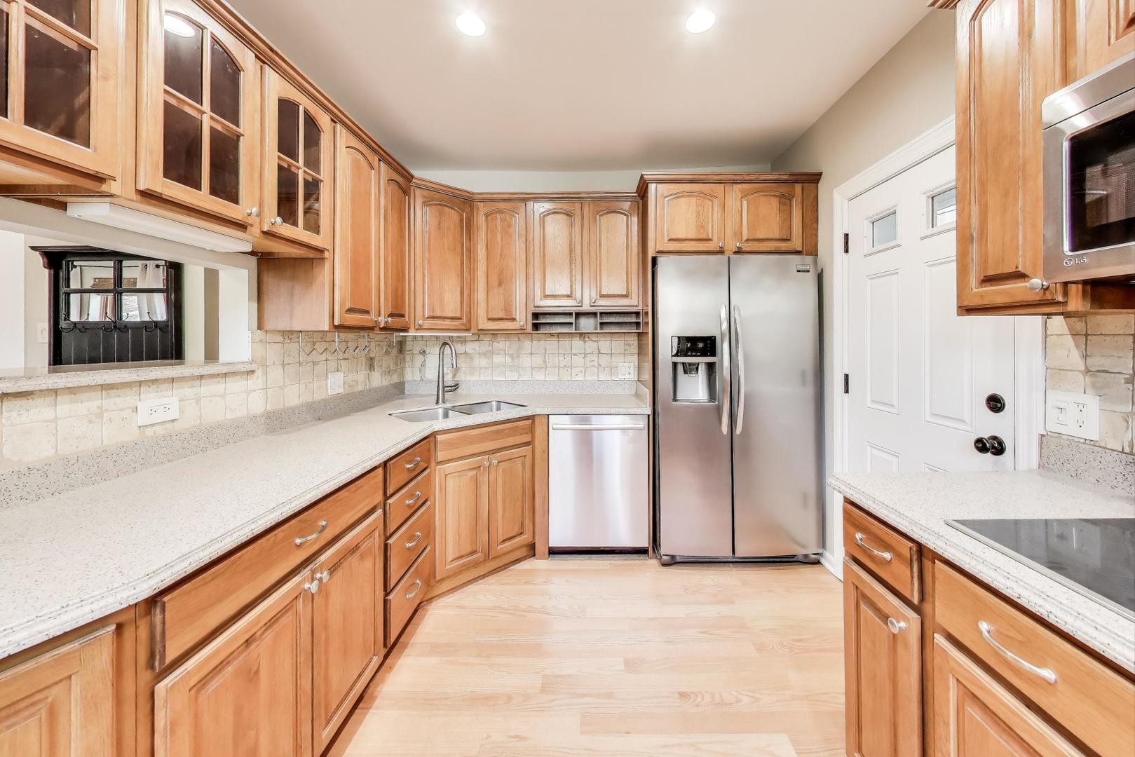 1927 N Howe Street Unit: 1