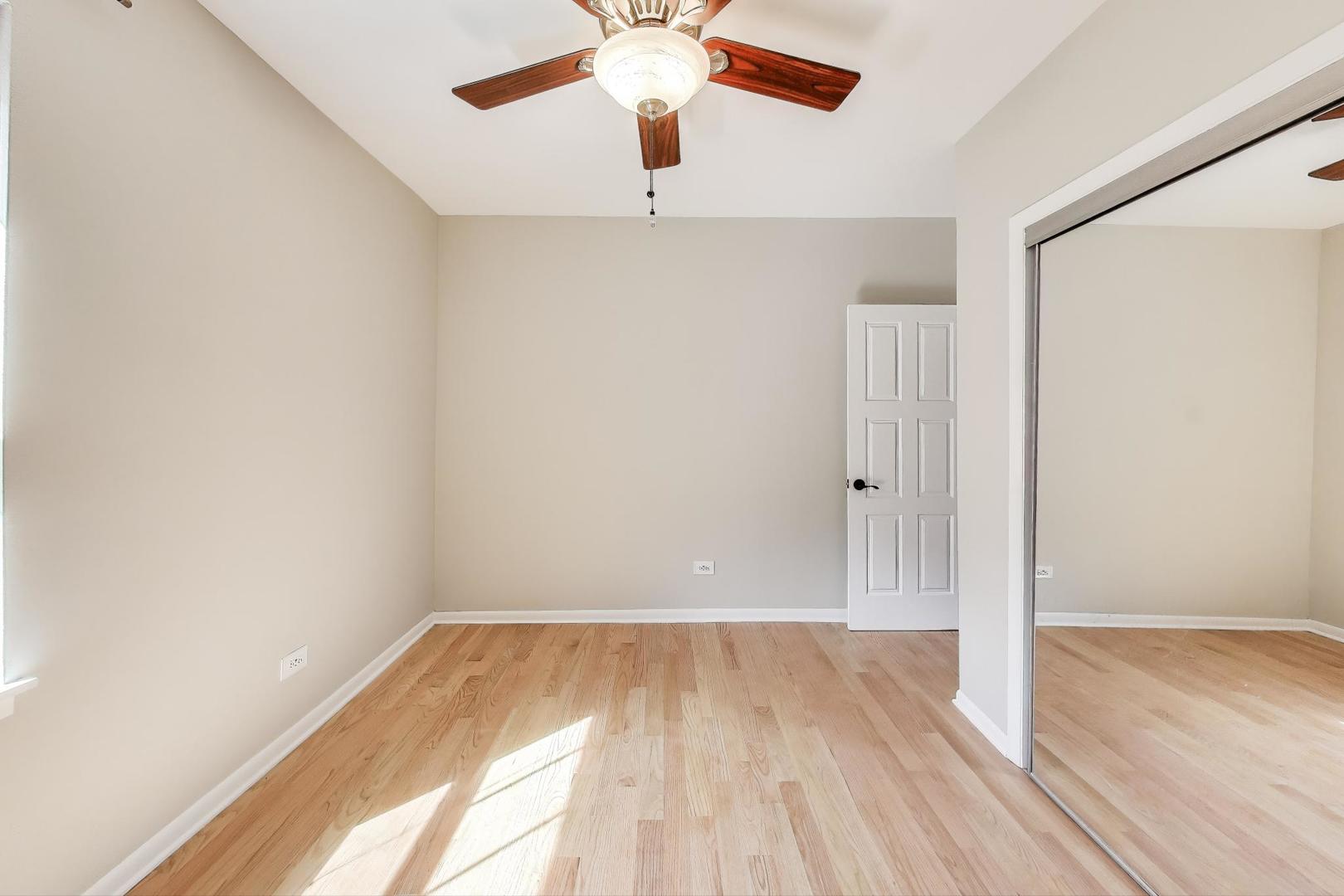 1927 N Howe Street Unit: 1