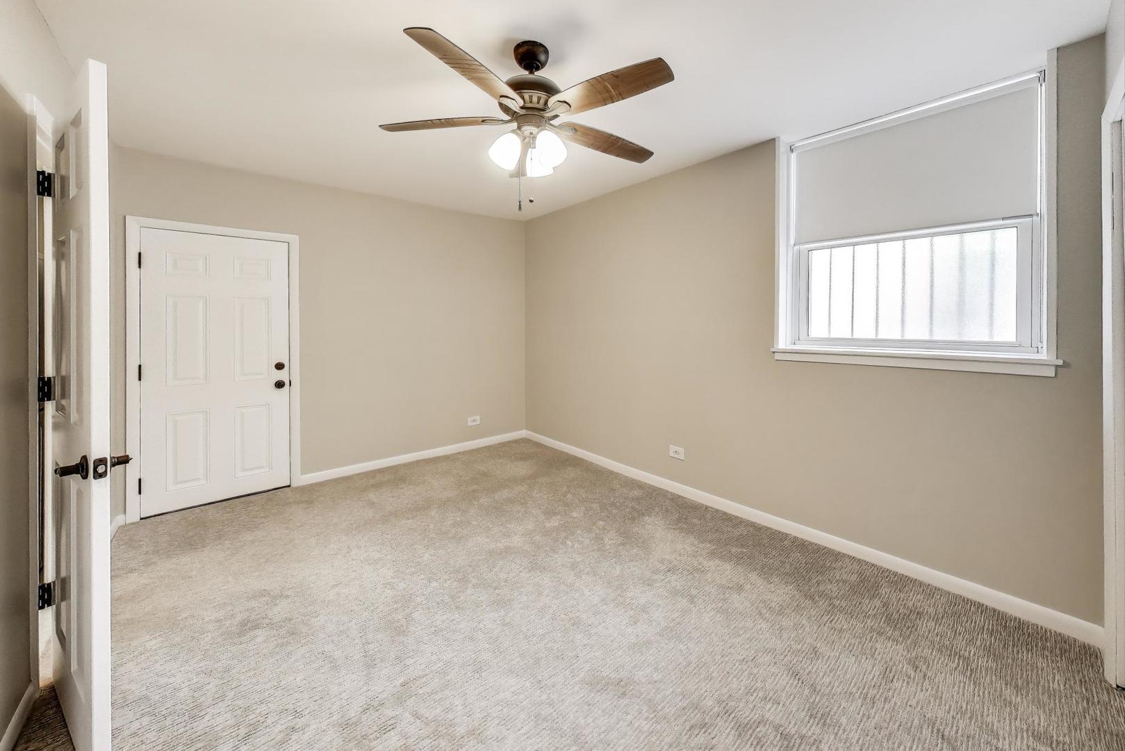 1927 N Howe Street Unit: 1