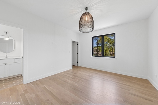 5545 S Stough Street