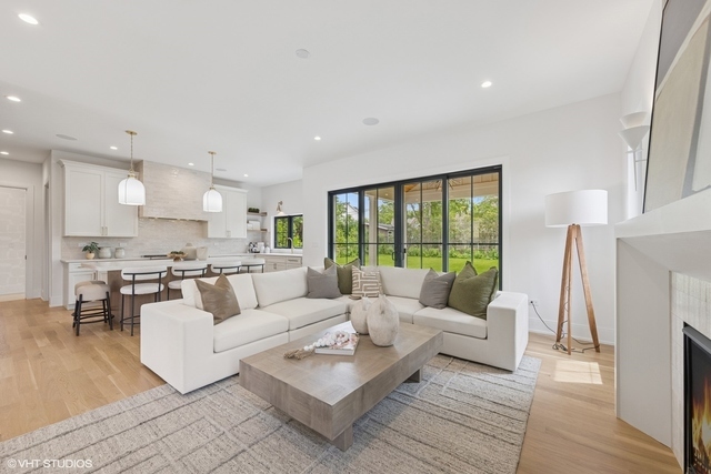 5545 S Stough Street