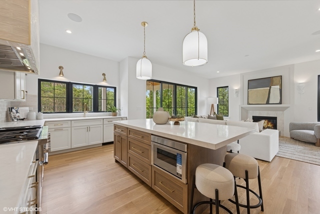 5545 S Stough Street