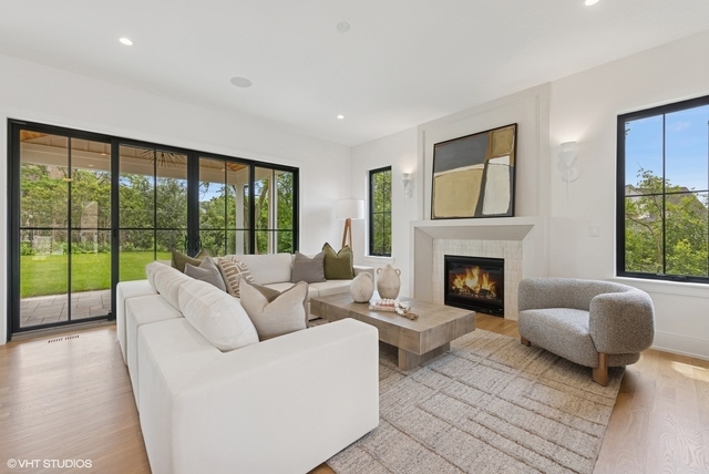 5545 S Stough Street