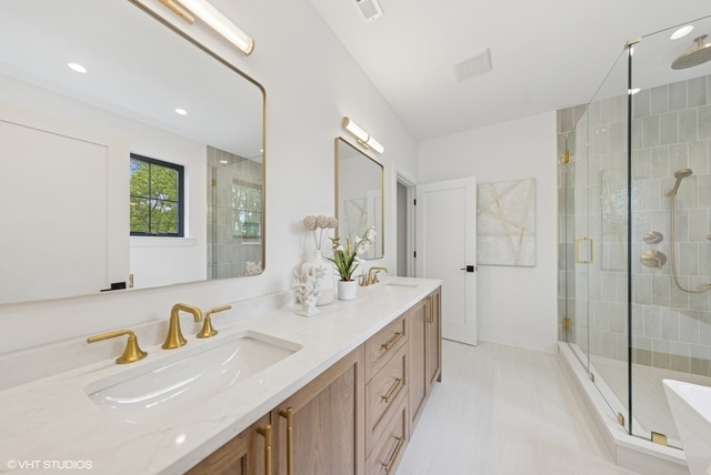 5545 S Stough Street