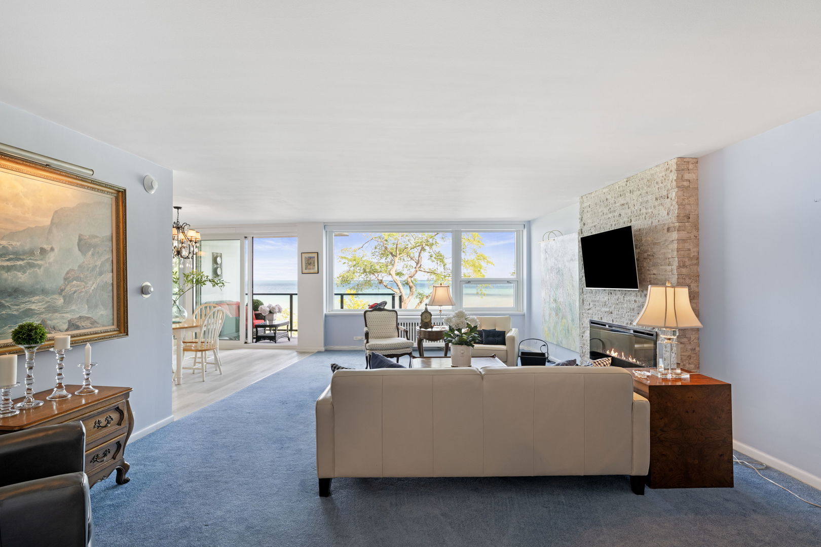 1630 Sheridan Road Unit: 2F