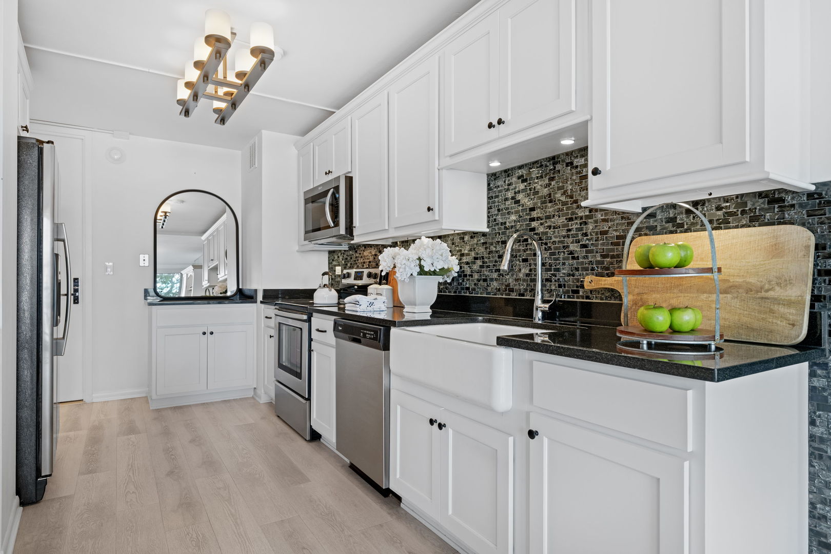 1630 Sheridan Road Unit: 2F