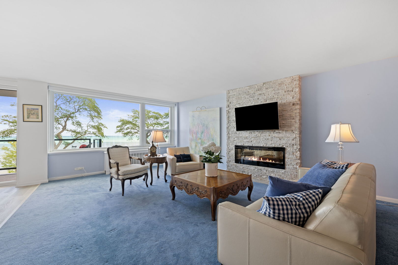 1630 Sheridan Road Unit: 2F