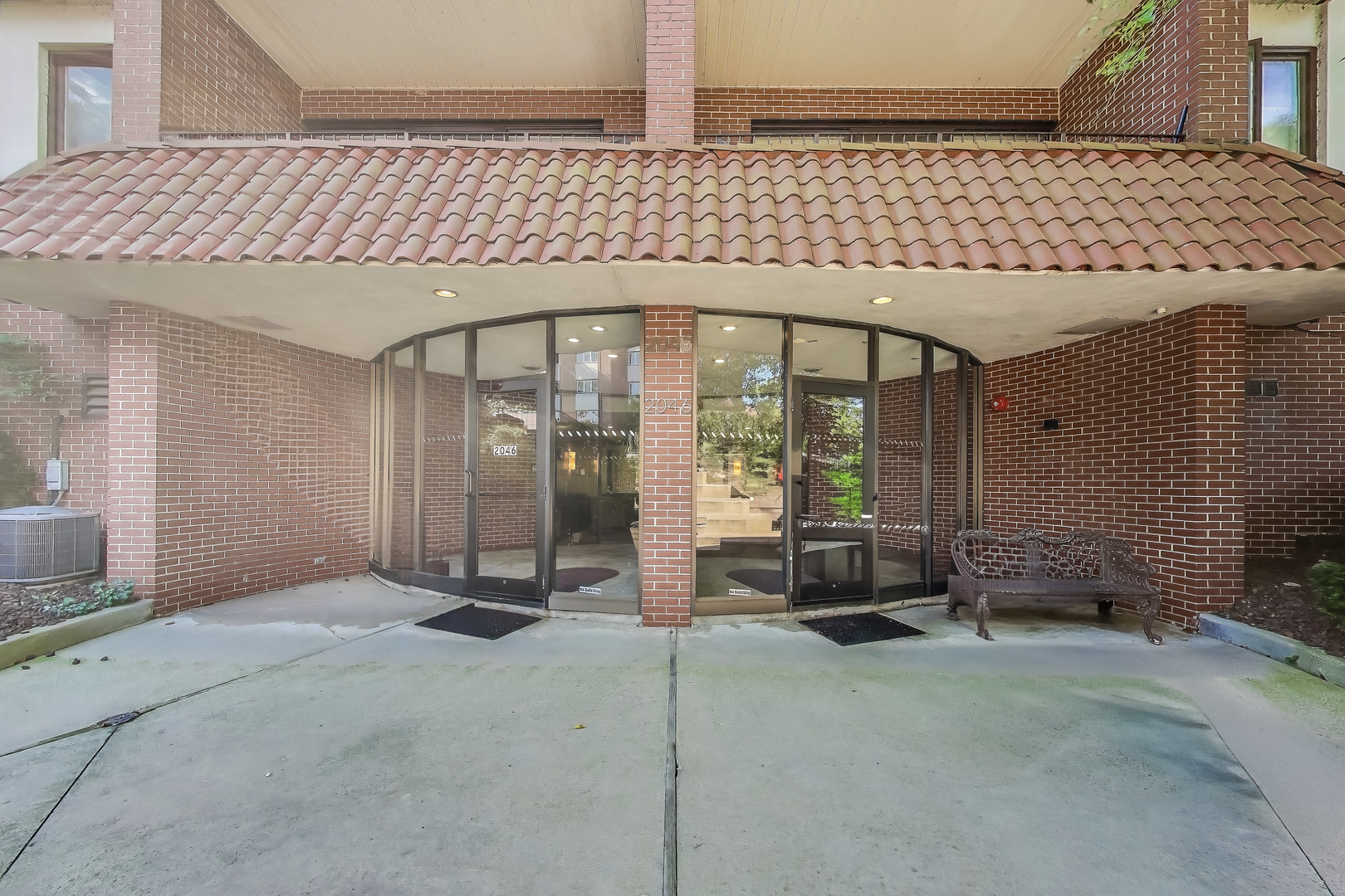 2046 Saint Johns Avenue Unit: 2A