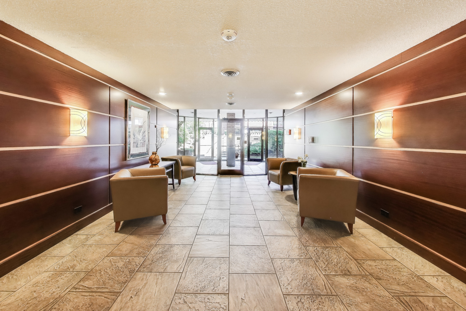 2046 Saint Johns Avenue Unit: 2A