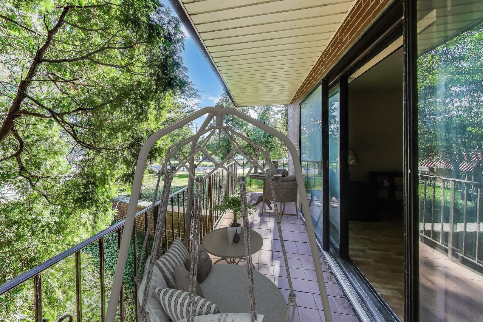 2046 Saint Johns Avenue Unit: 2A