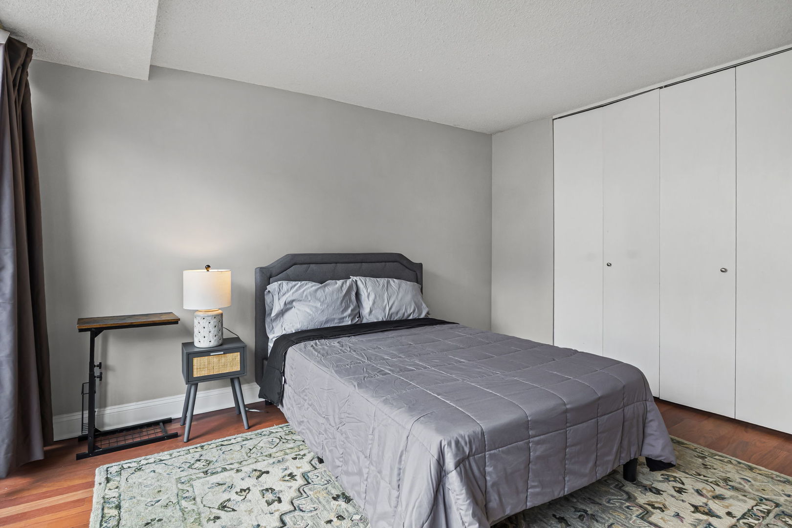 3150 N SHERIDAN Road Unit: 2C