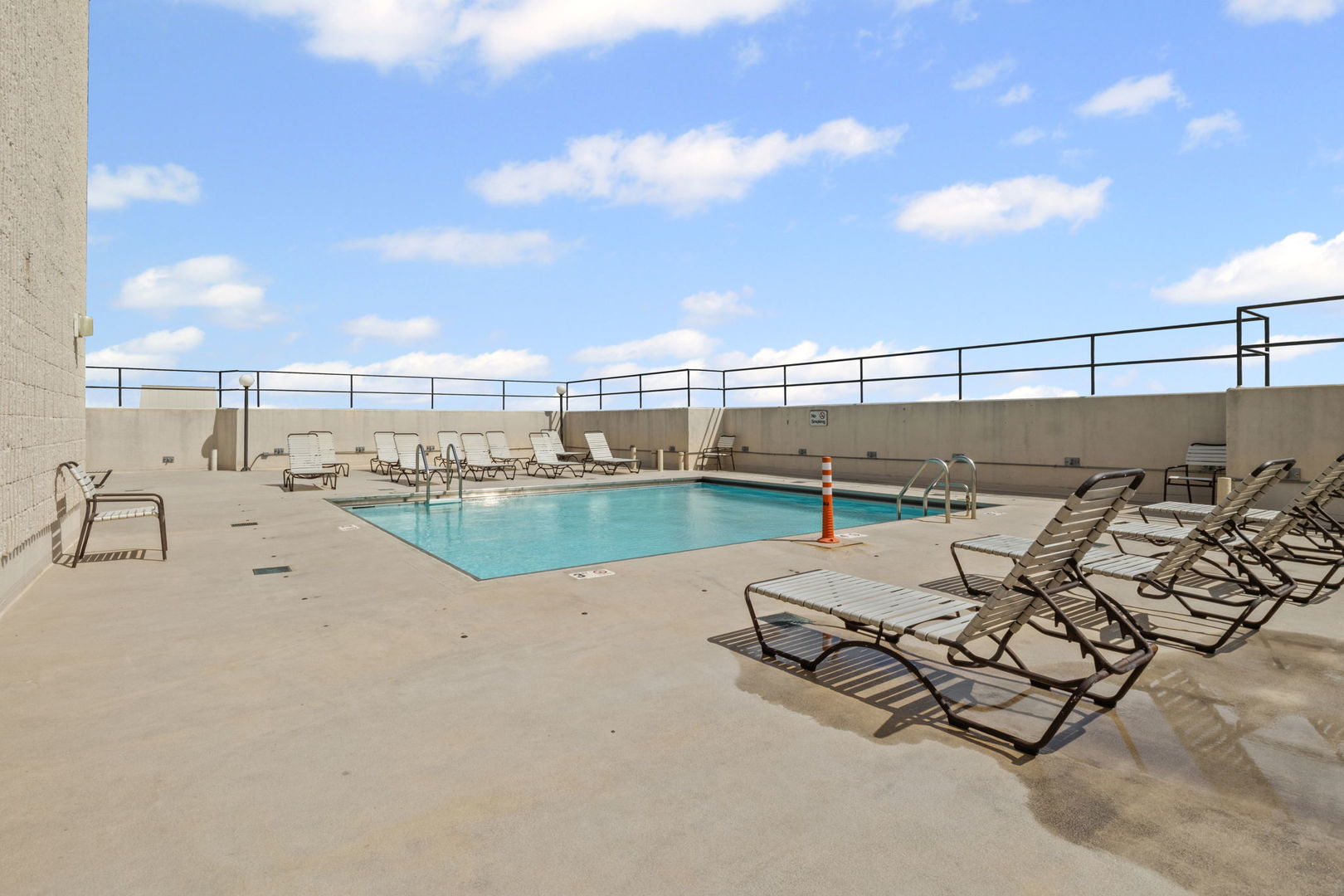 3150 N SHERIDAN Road Unit: 2C