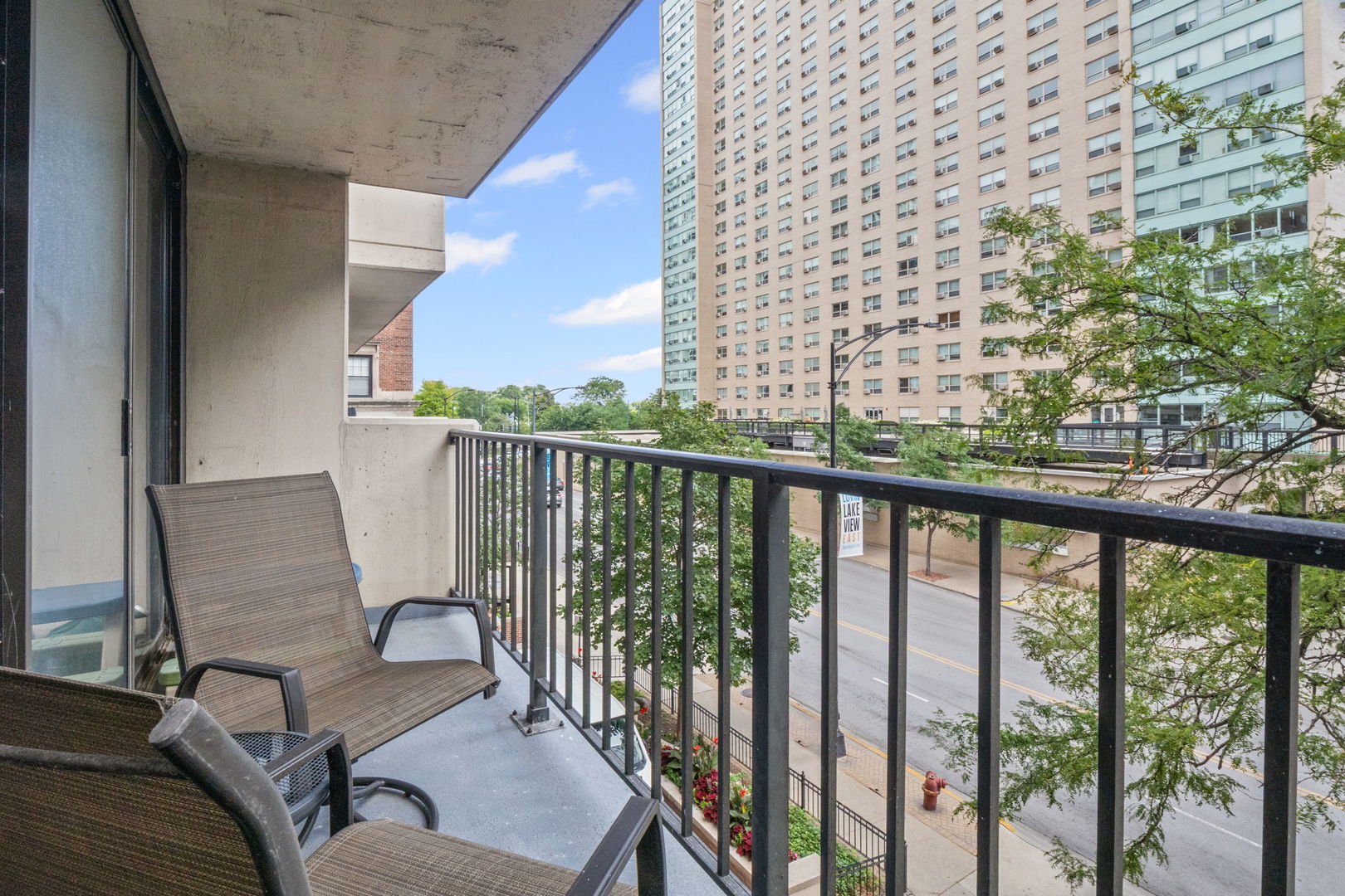3150 N SHERIDAN Road Unit: 2C