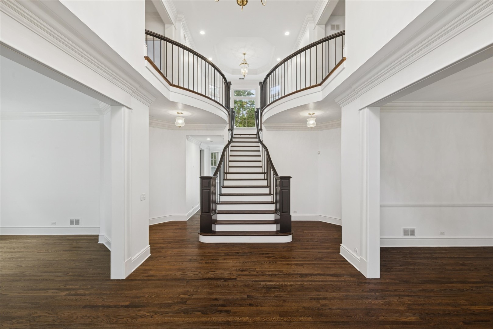 910 S Park Avenue