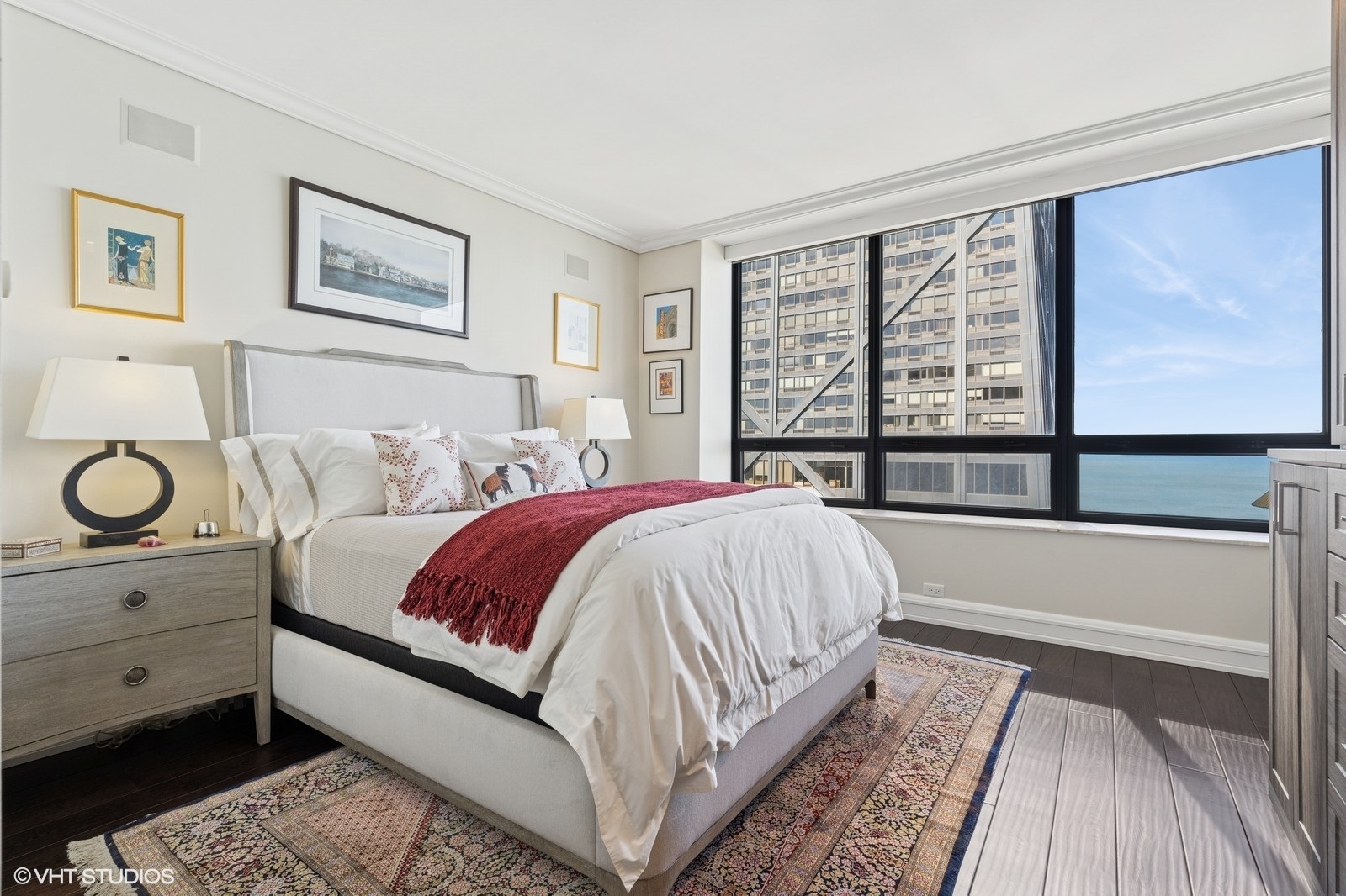 180 E PEARSON Street Unit: 4801