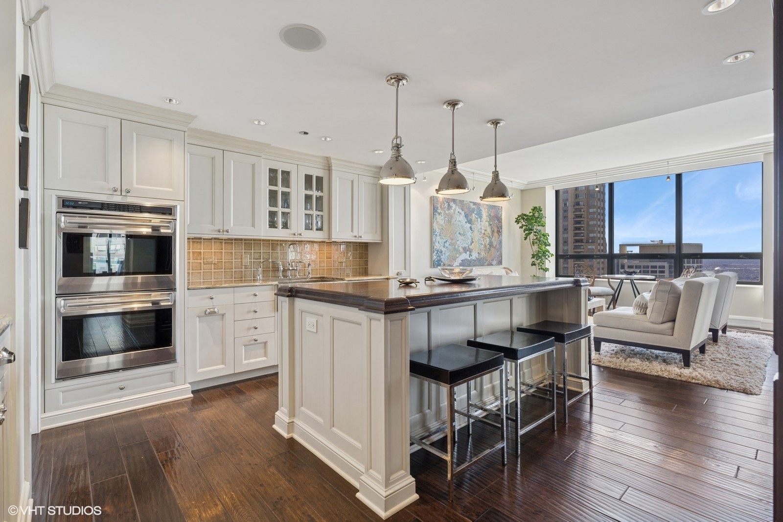 180 E PEARSON Street Unit: 4801