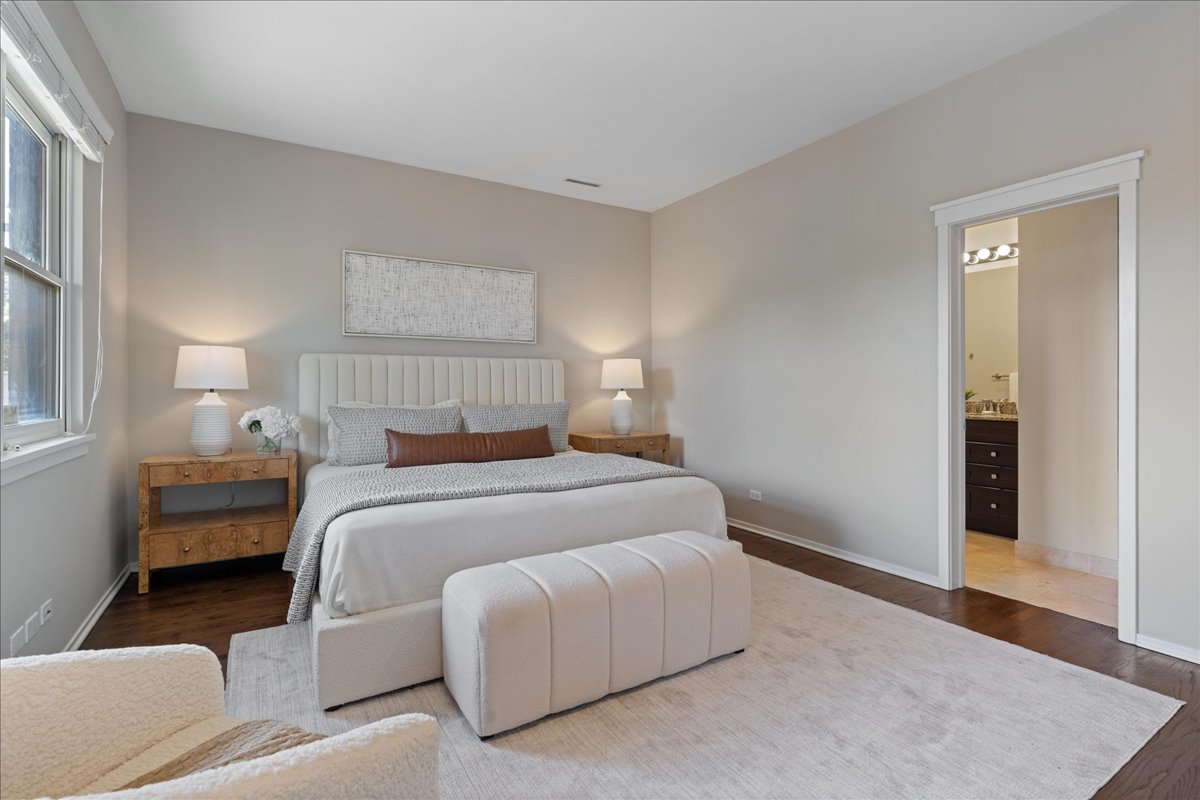 2955 N Racine Avenue Unit: 2B