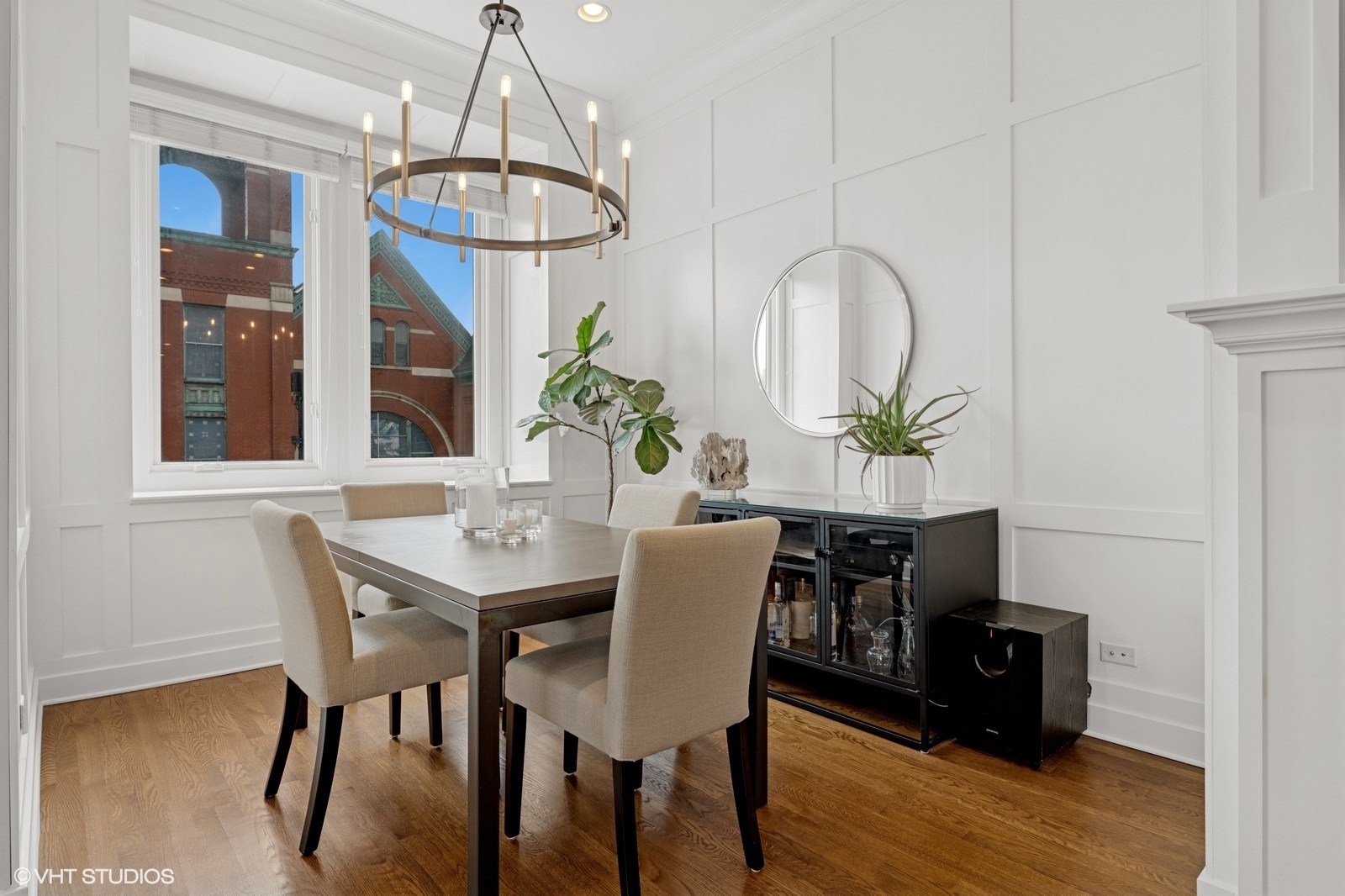 2212 W North Avenue Unit: 301