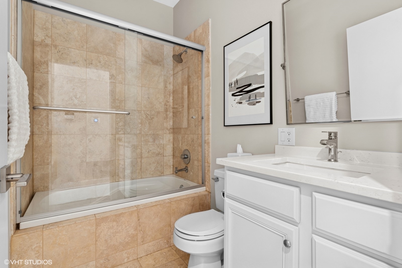 2212 W North Avenue Unit: 301