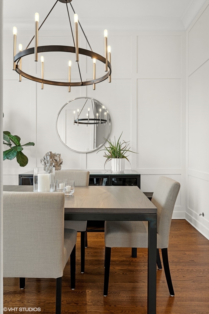 2212 W North Avenue Unit: 301