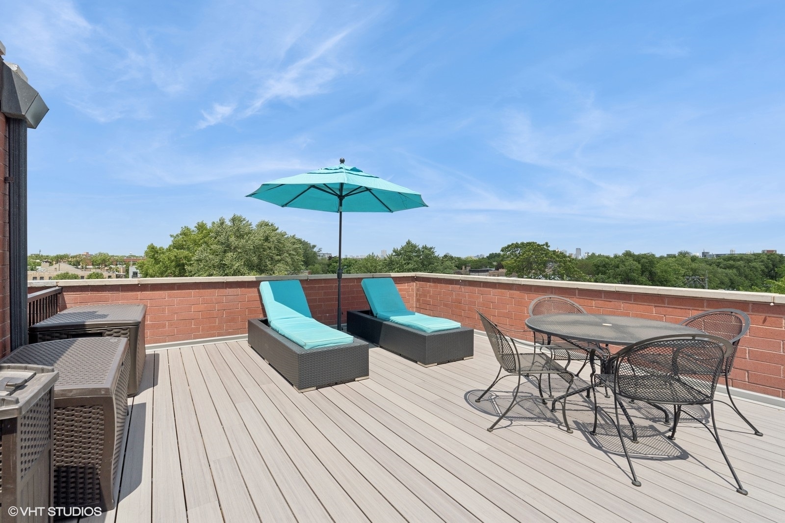 2212 W North Avenue Unit: 301