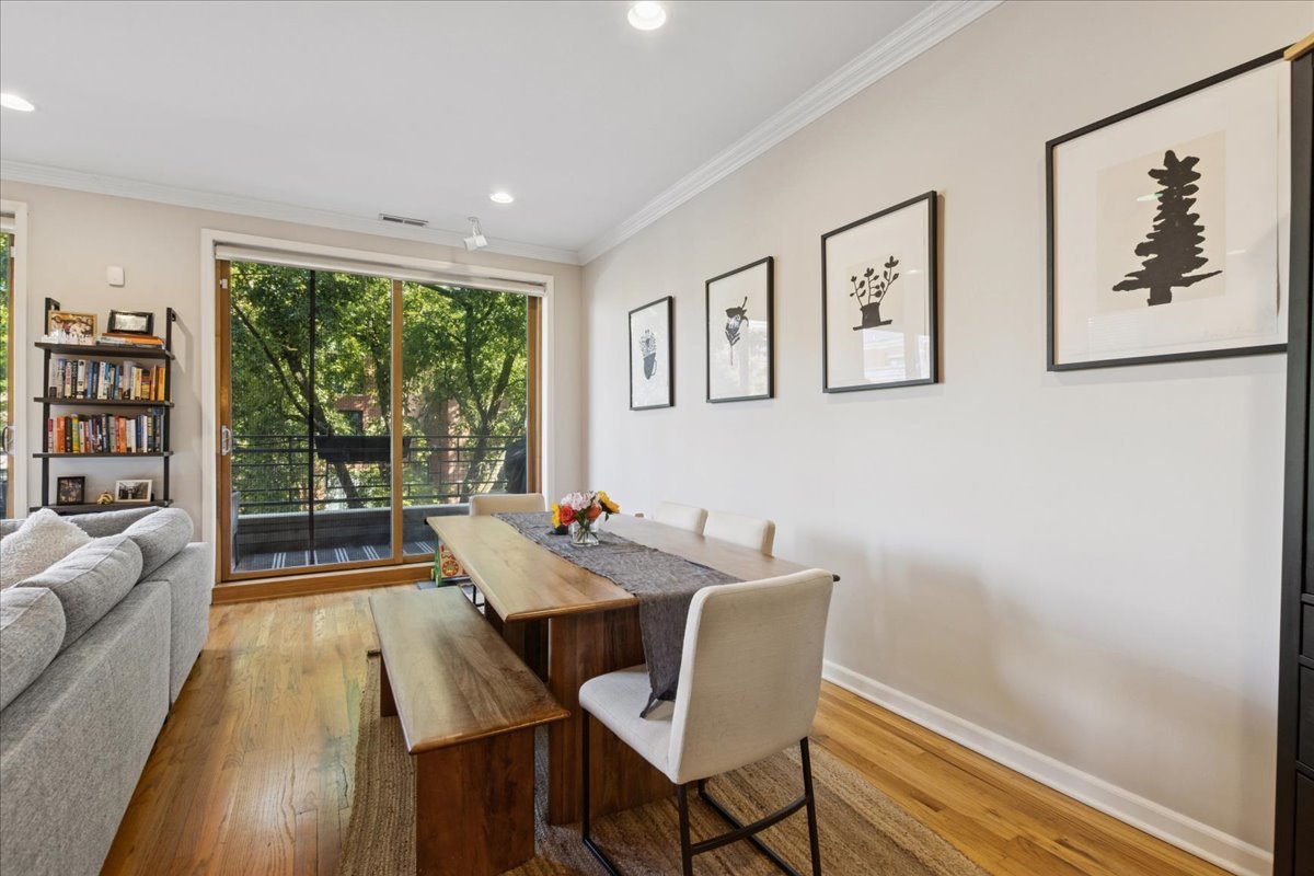 2315 W Wabansia Avenue Unit: 2W