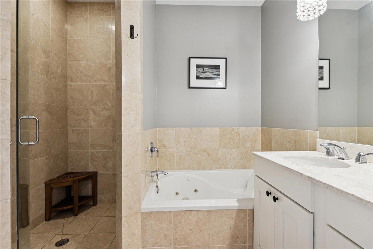 2315 W Wabansia Avenue Unit: 2W