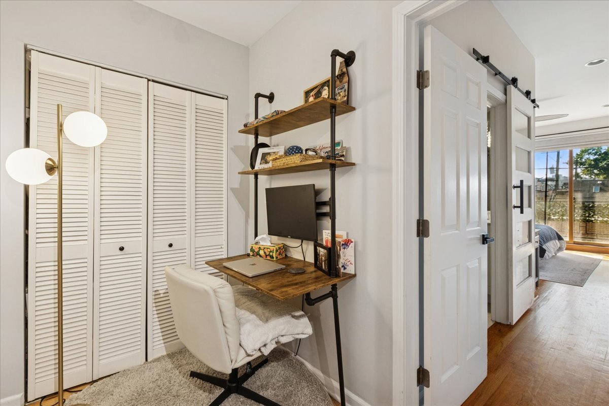 2315 W Wabansia Avenue Unit: 2W