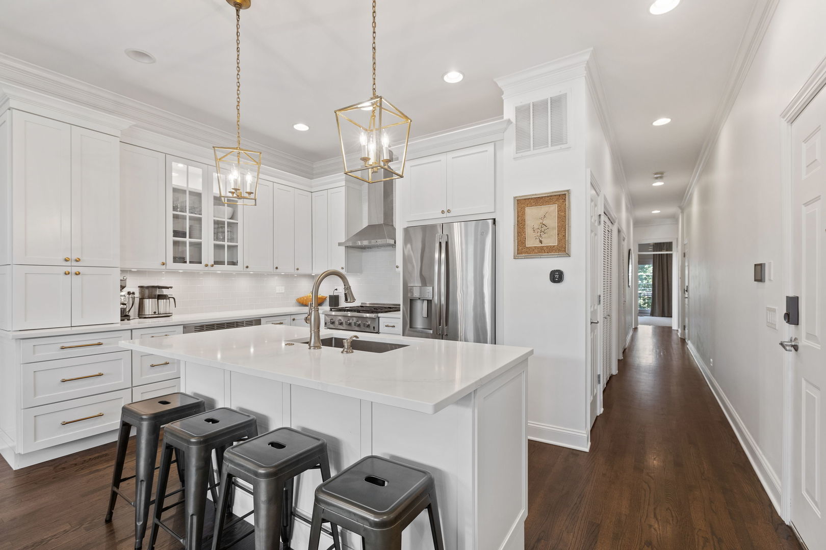 3450 N Southport Avenue Unit: 1