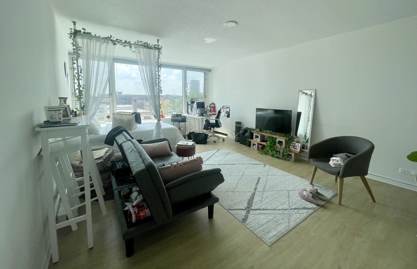 2728 N Hampden Court Unit: 608