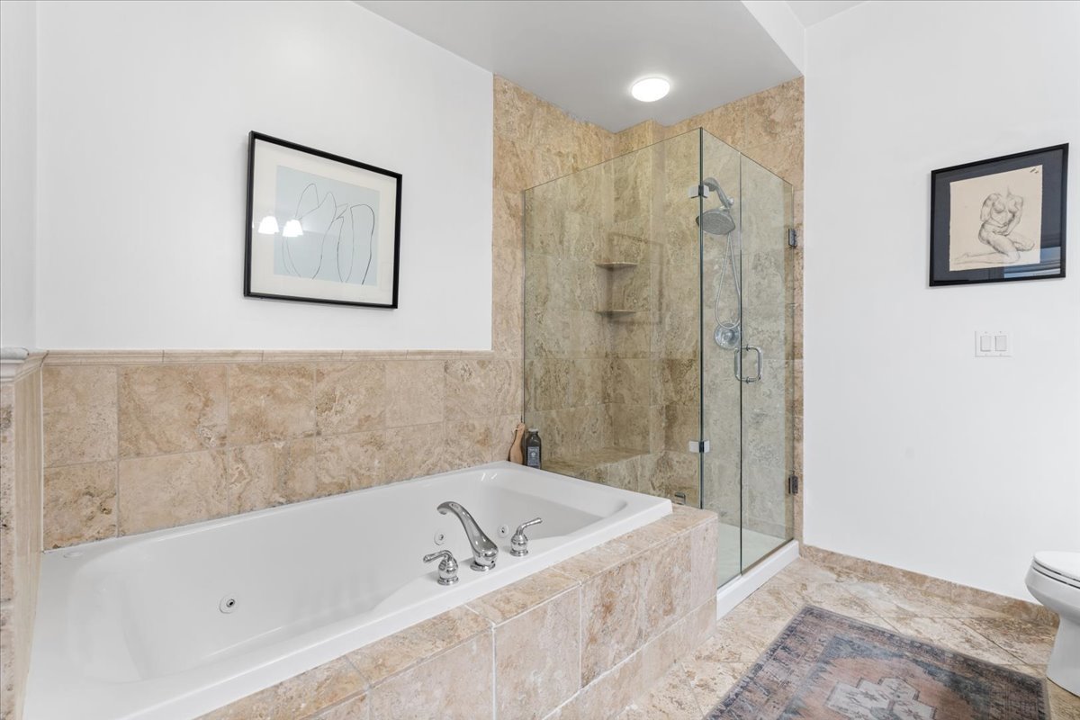 1355 W Washington Boulevard Unit: 2D