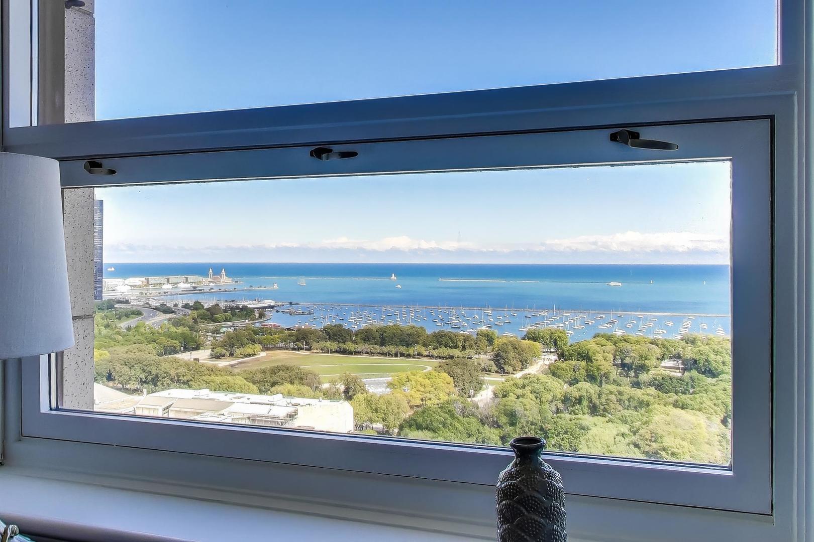 330 S Michigan Avenue Unit: 2006