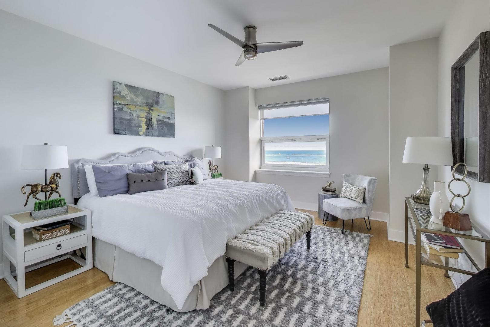 330 S Michigan Avenue Unit: 2006
