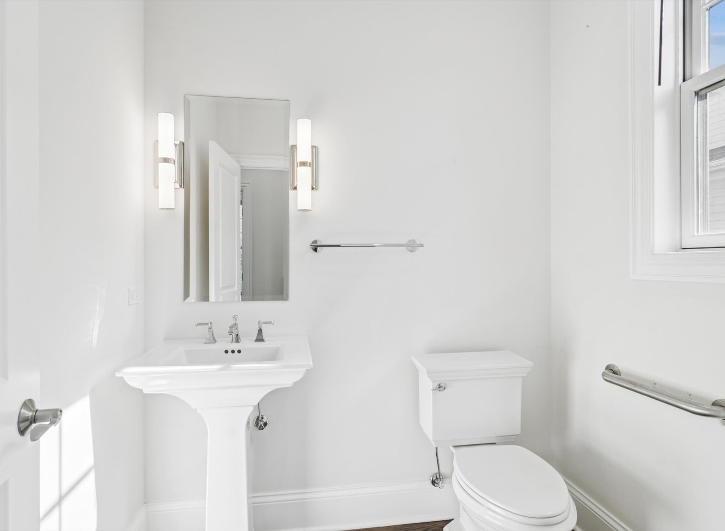 1775 Westbridge Circle