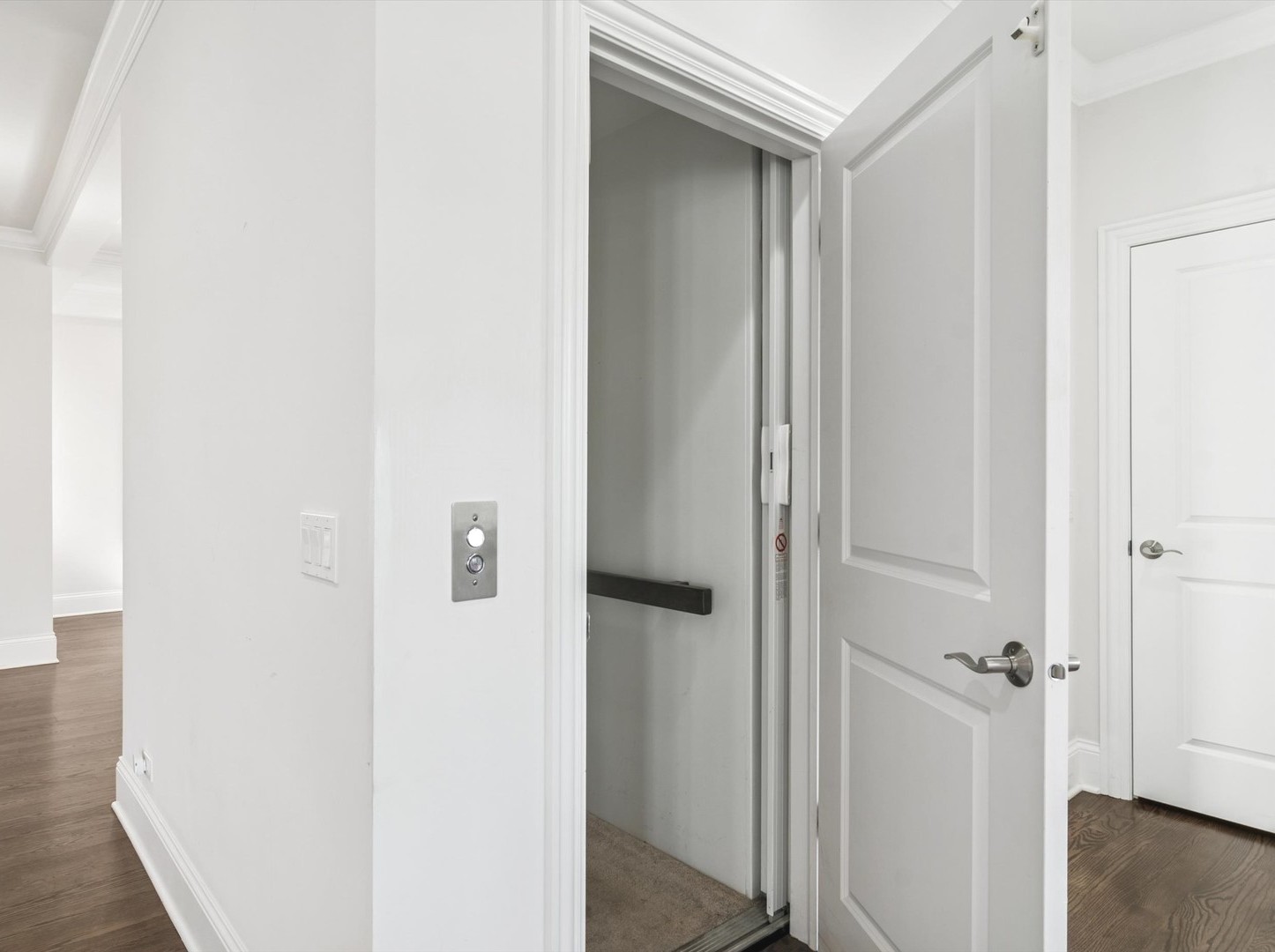 1775 Westbridge Circle