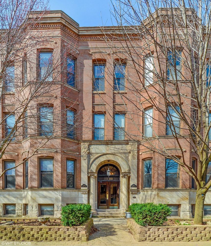 2608 N DAYTON Street Unit: 1S